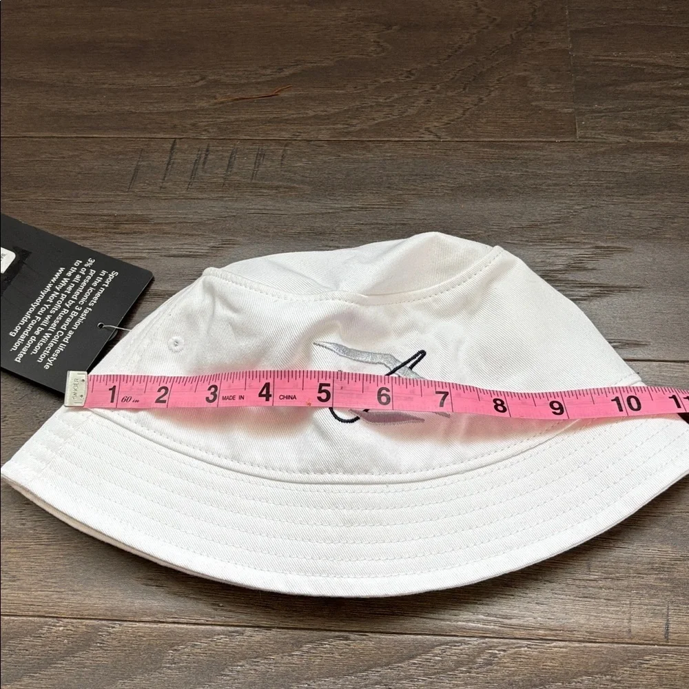Nike Youth Bucket Hat,Sun protection,black/gray Swoosh logo, 3 Brand,vent,canvas